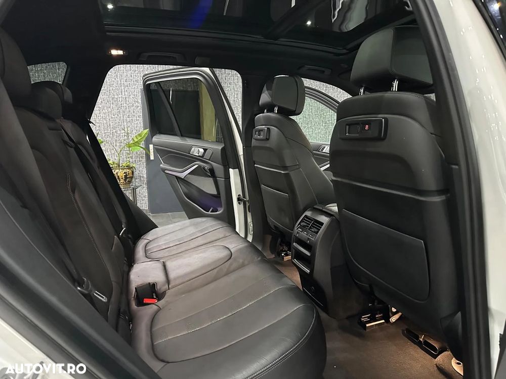 BMW X5 xDrive30d - 25