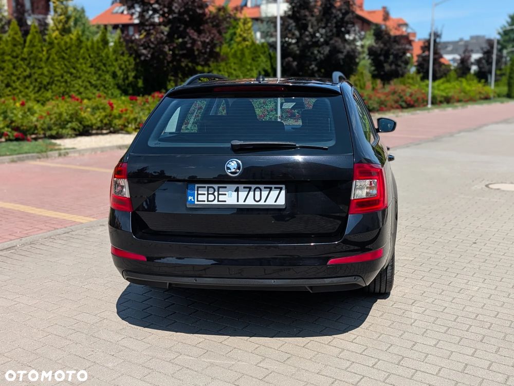 Skoda Octavia 2.0 TDI Style DSG - 15