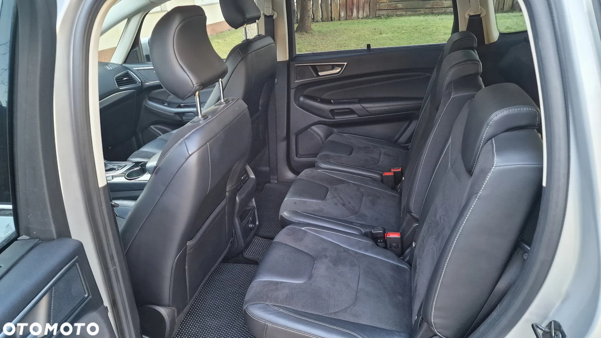 Ford S-Max - 9