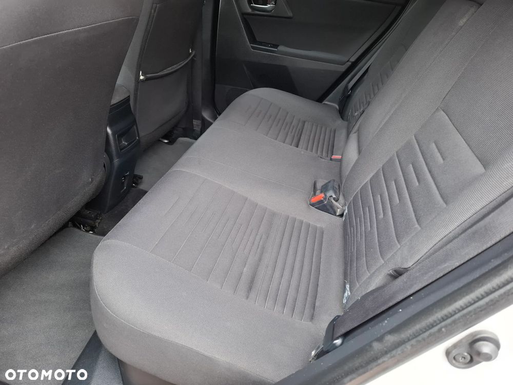 Toyota Auris - 17