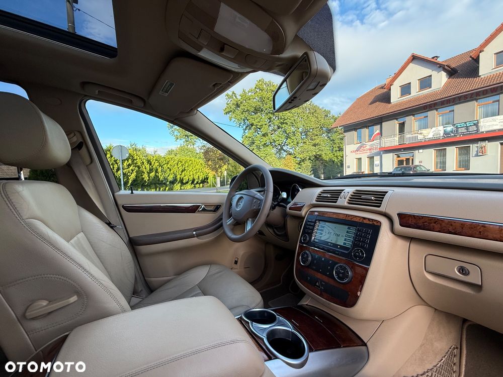 Mercedes-Benz Klasa R 350 L 4Matic 7G-TRONIC Grand Edition - 35