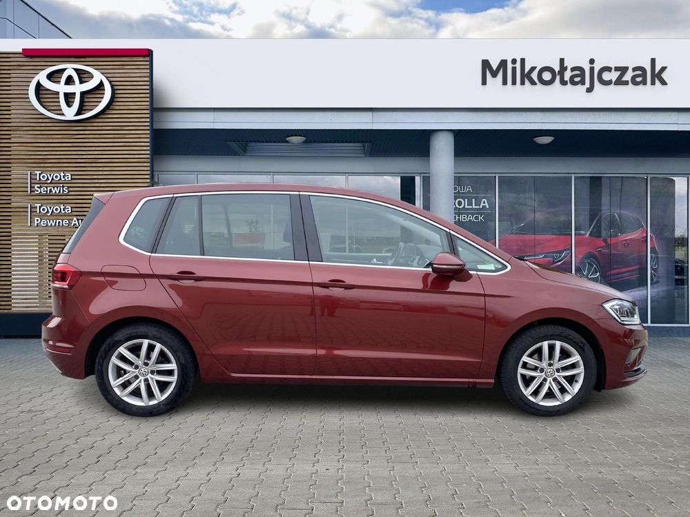 Volkswagen Golf - 11