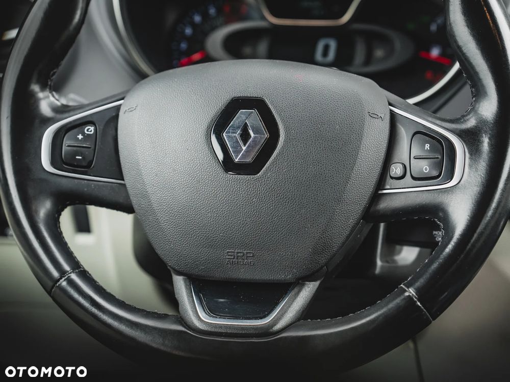 Renault Captur - 23