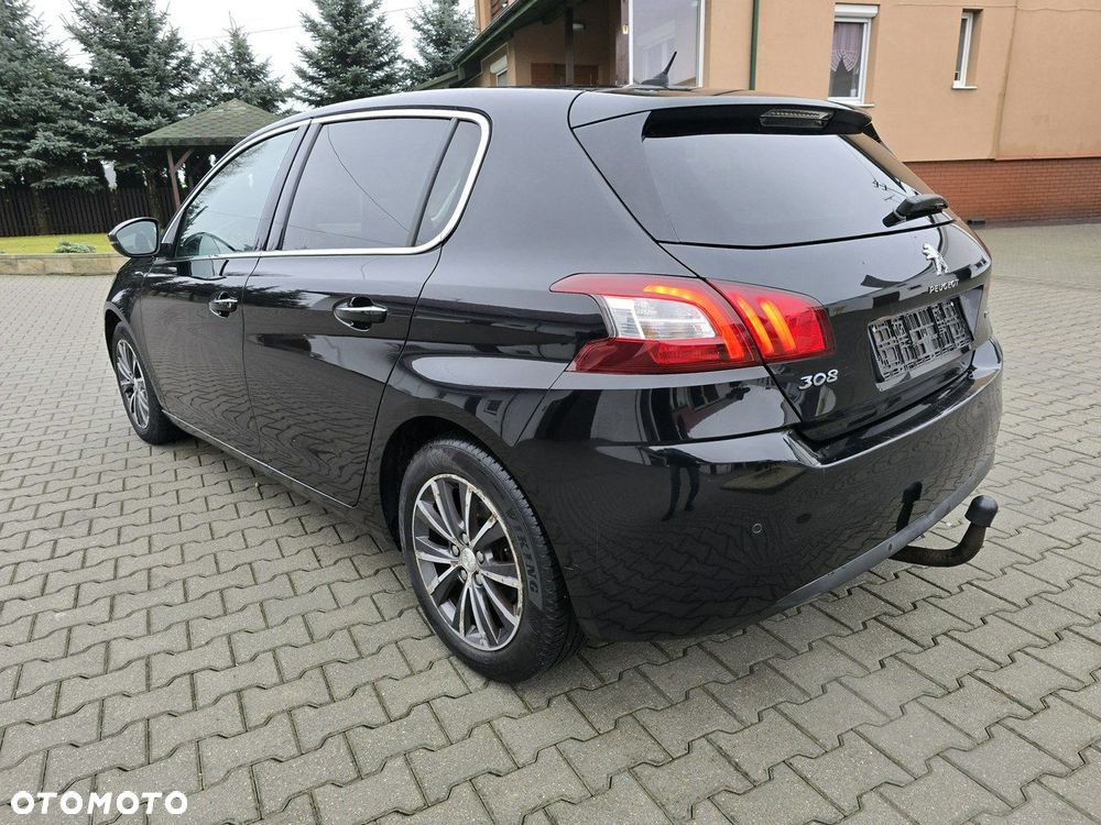 Peugeot 308 - 16