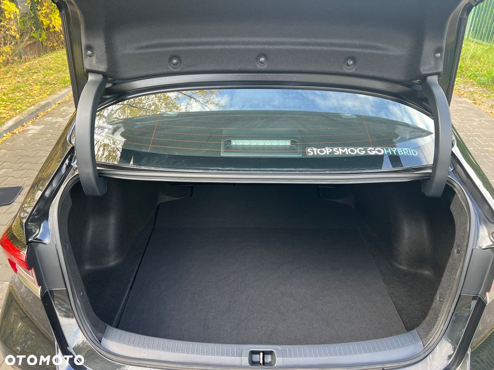 Toyota Corolla 1.8 Hybrid Active - 29