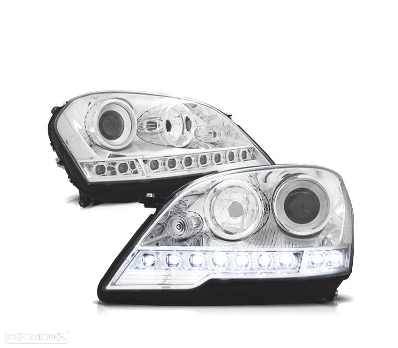 FARÓIS LUZ DIURNA COM PROJETOR MERCEDES ML W164 08-11 FUNDO CROMADO - 1