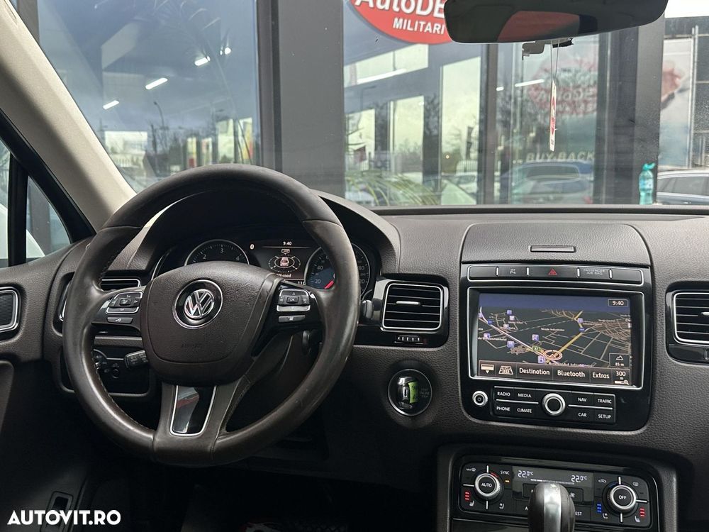 Volkswagen Touareg - 8