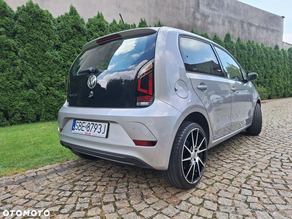 Volkswagen up! (BlueMotion Technology) move - 37