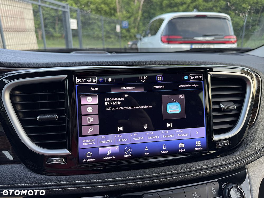Chrysler Pacifica - 28