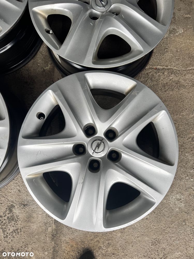 Felgi Stalowe Strukturalne 5x115 17” Opel Insignia - 3