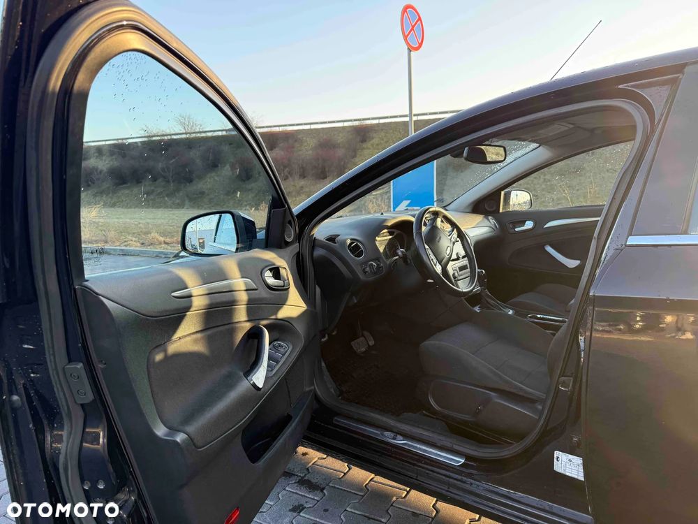 Ford Mondeo 2.0 TDCi Titanium X - 8