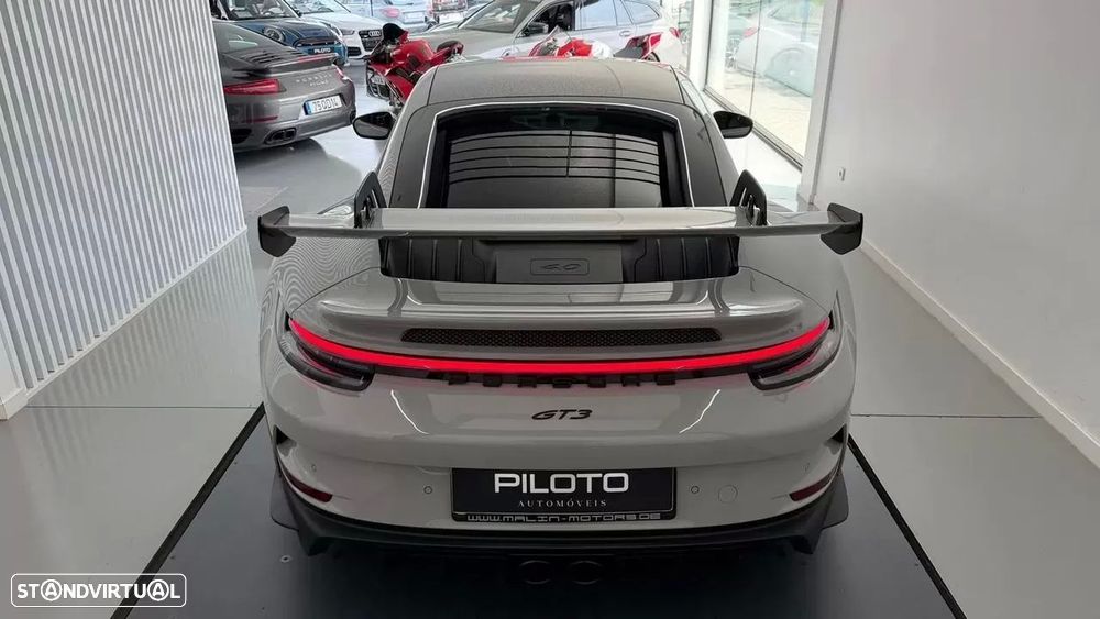Porsche 911 (992) GT3 PDK - 12