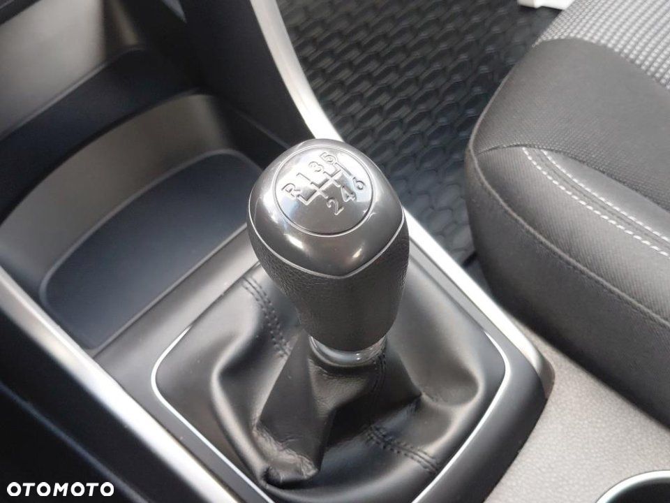 Hyundai i30 - 27