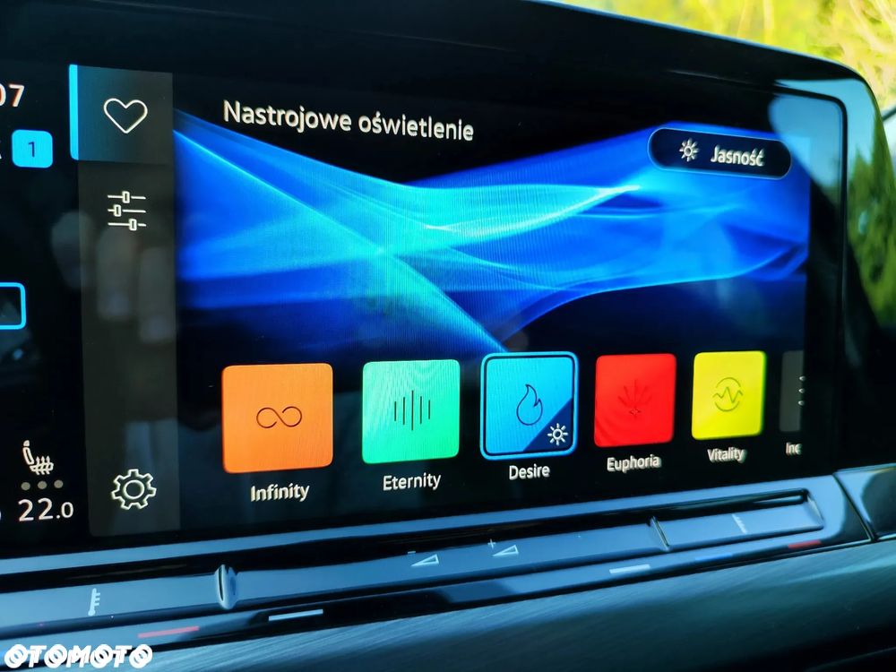 Volkswagen Golf 2.0 TDI Style - 32