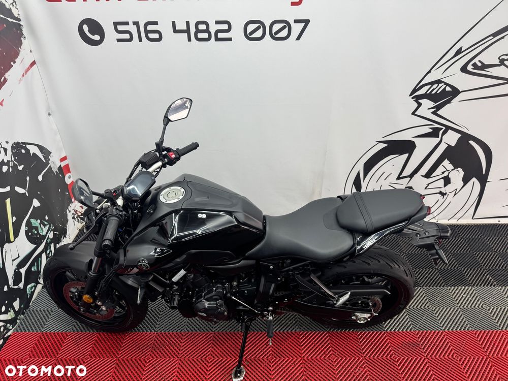 Yamaha MT - 8