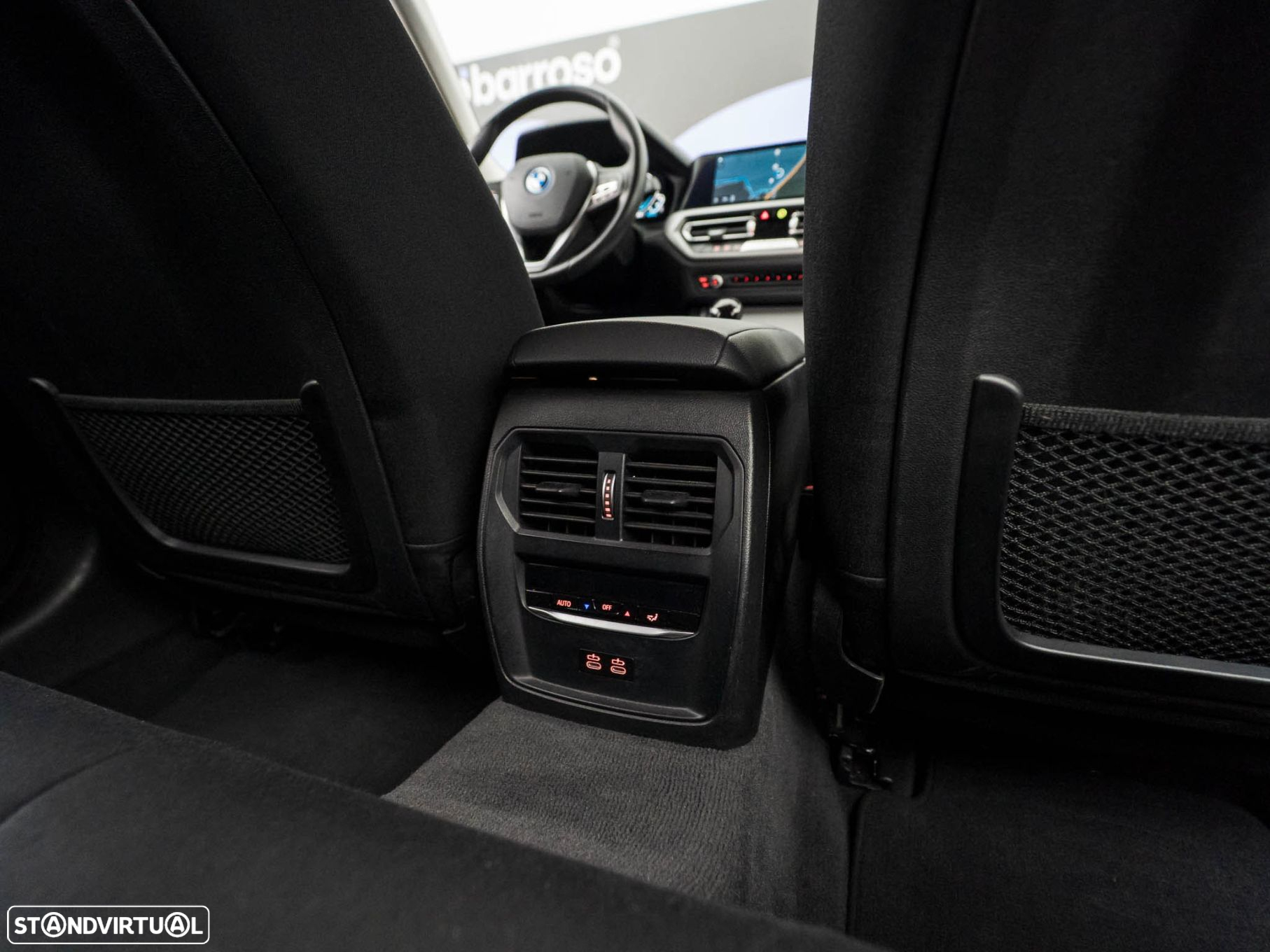 BMW 330 e Touring Line Sport Auto - 39