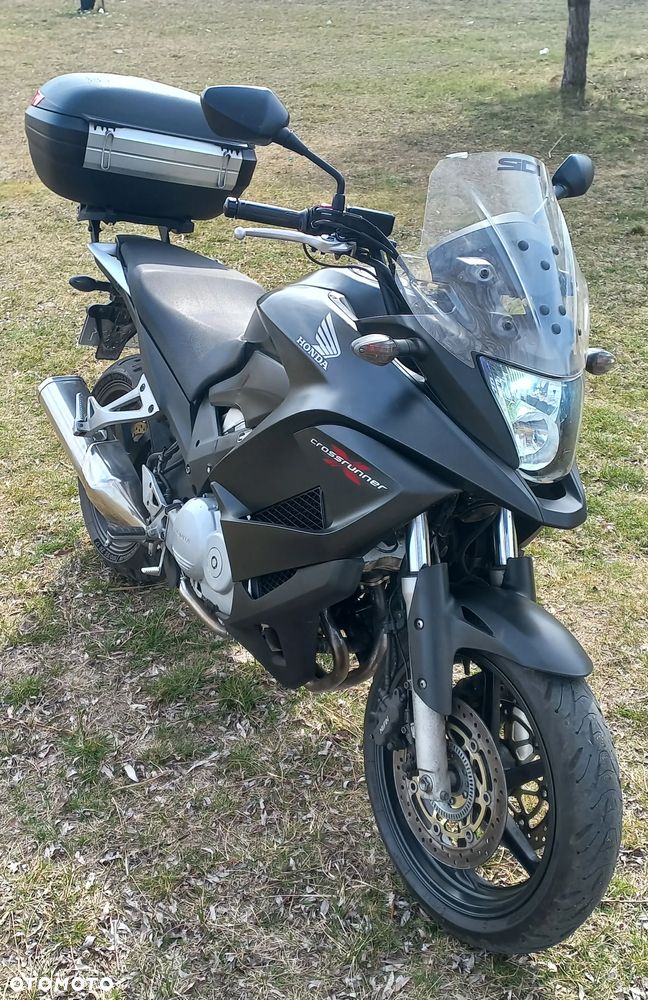 Honda VFR - 25