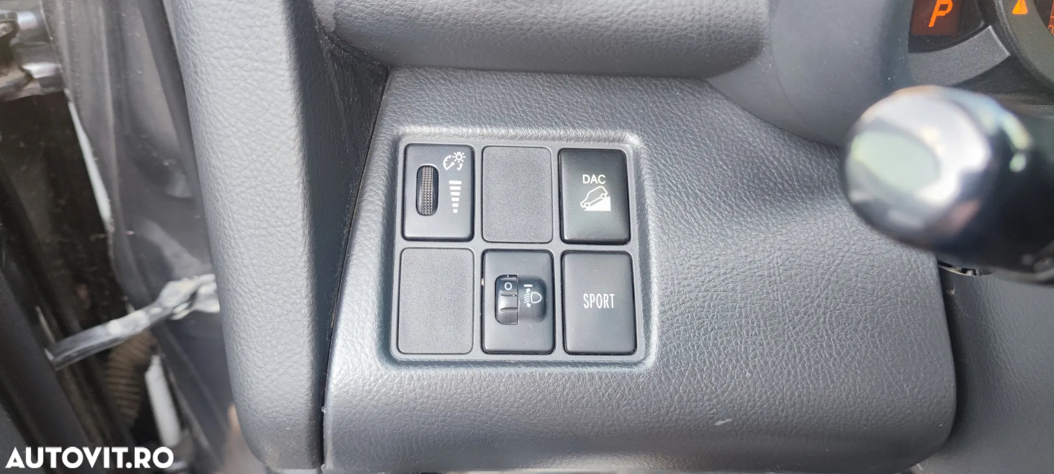 Toyota RAV4 2.2L D-CAT A/T Executive - 5