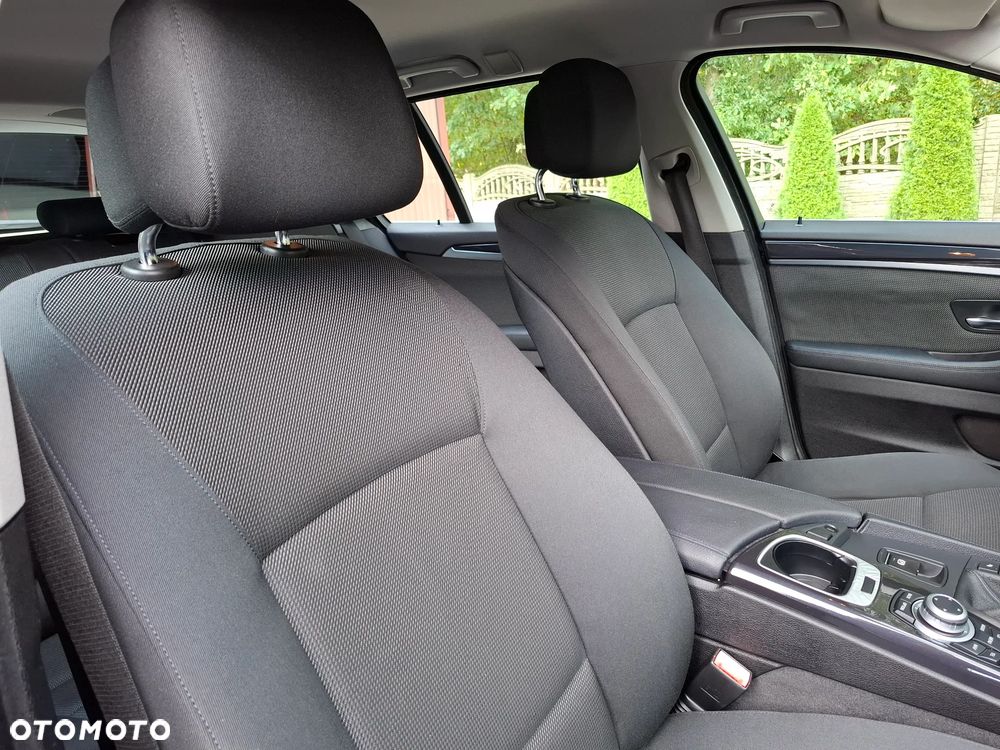 BMW Seria 5 520d Luxury Line - 19