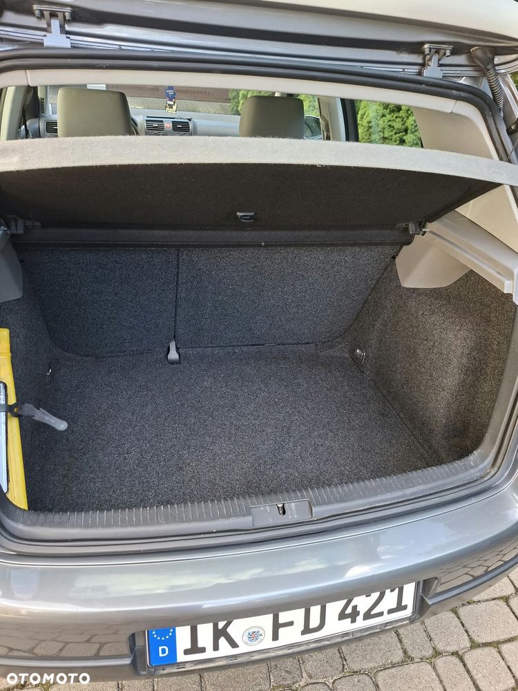 Volkswagen Golf 1.6 Comfortline - 12
