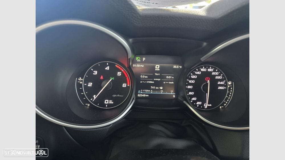 Alfa Romeo Stelvio 2.2 D Sprint Q4 AT8 - 24
