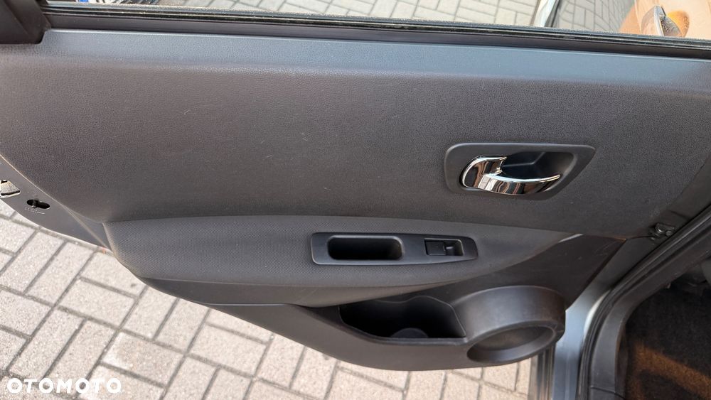 Nissan Qashqai - 19