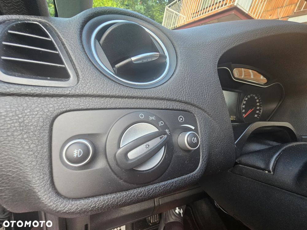 Ford S-Max 2.0 TDCi DPF Titanium X - 11