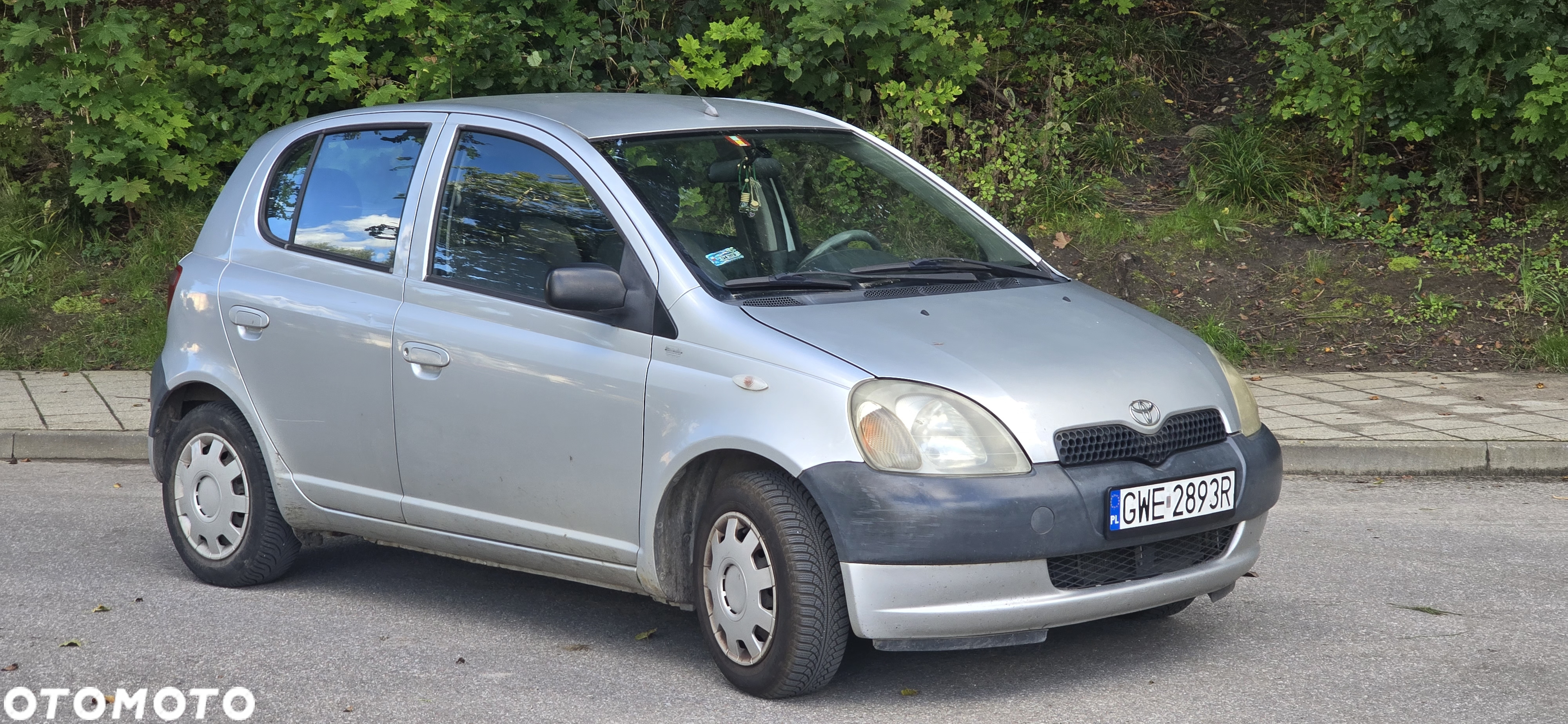 Toyota Yaris 1.0 Base - 3