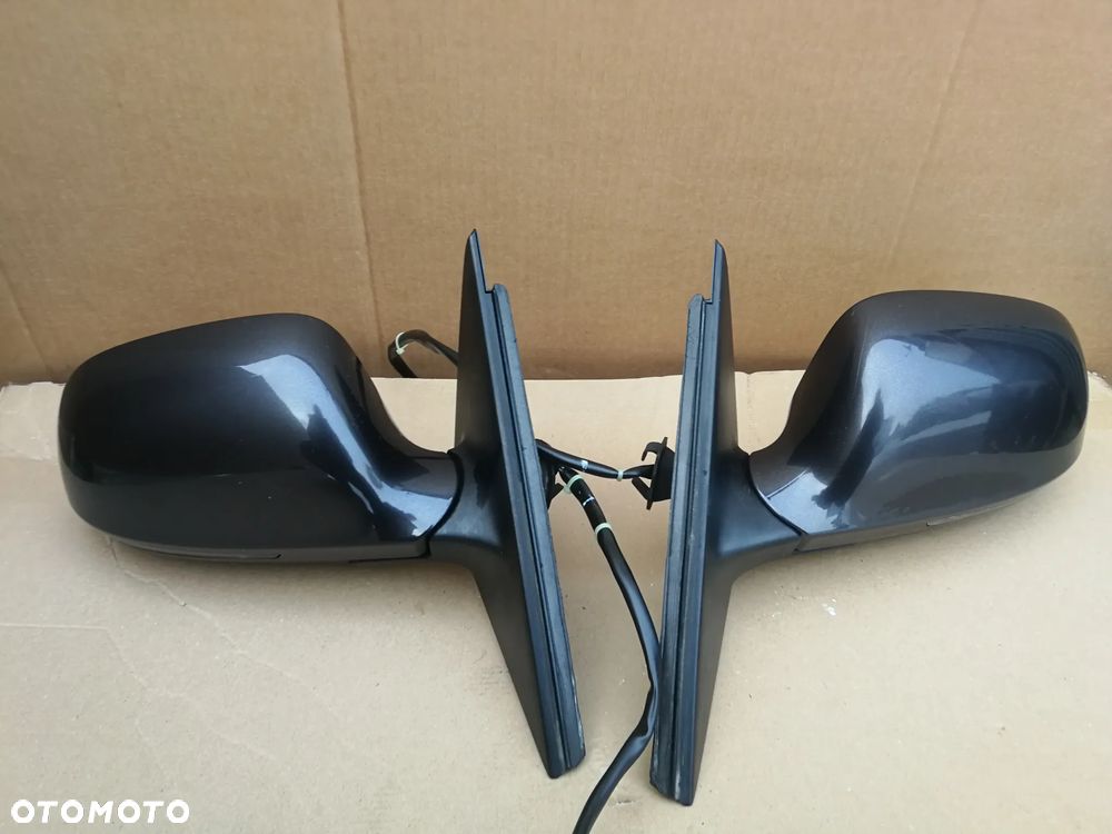 Audi A4 B8 lusterko prawe 6 pin LŻ7L - 8