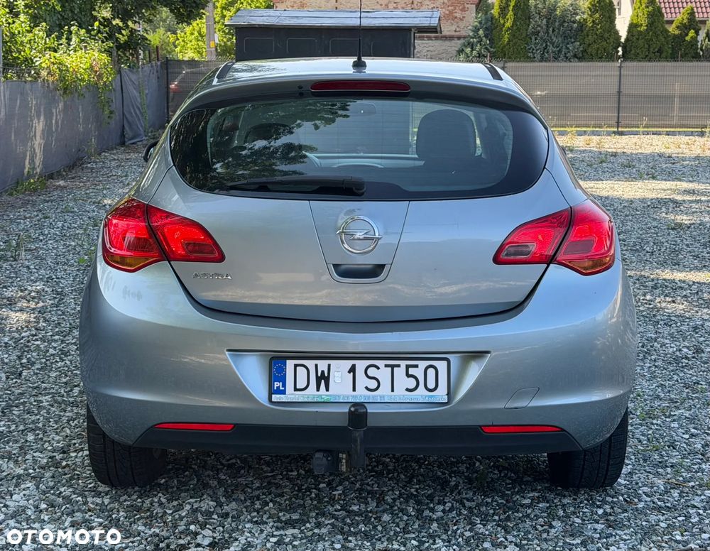 Opel Astra 1.6 Enjoy - 6