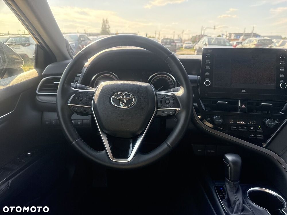 Toyota Camry 2.5 Hybrid Executive CVT - 13