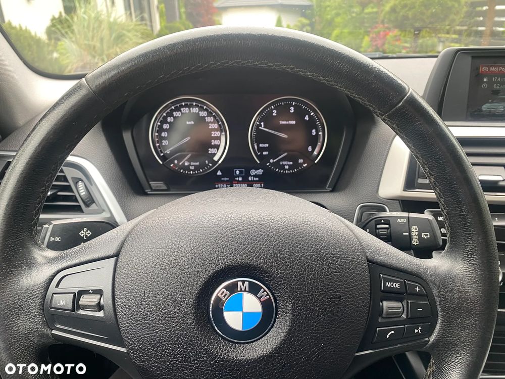 BMW Seria 1 - 12