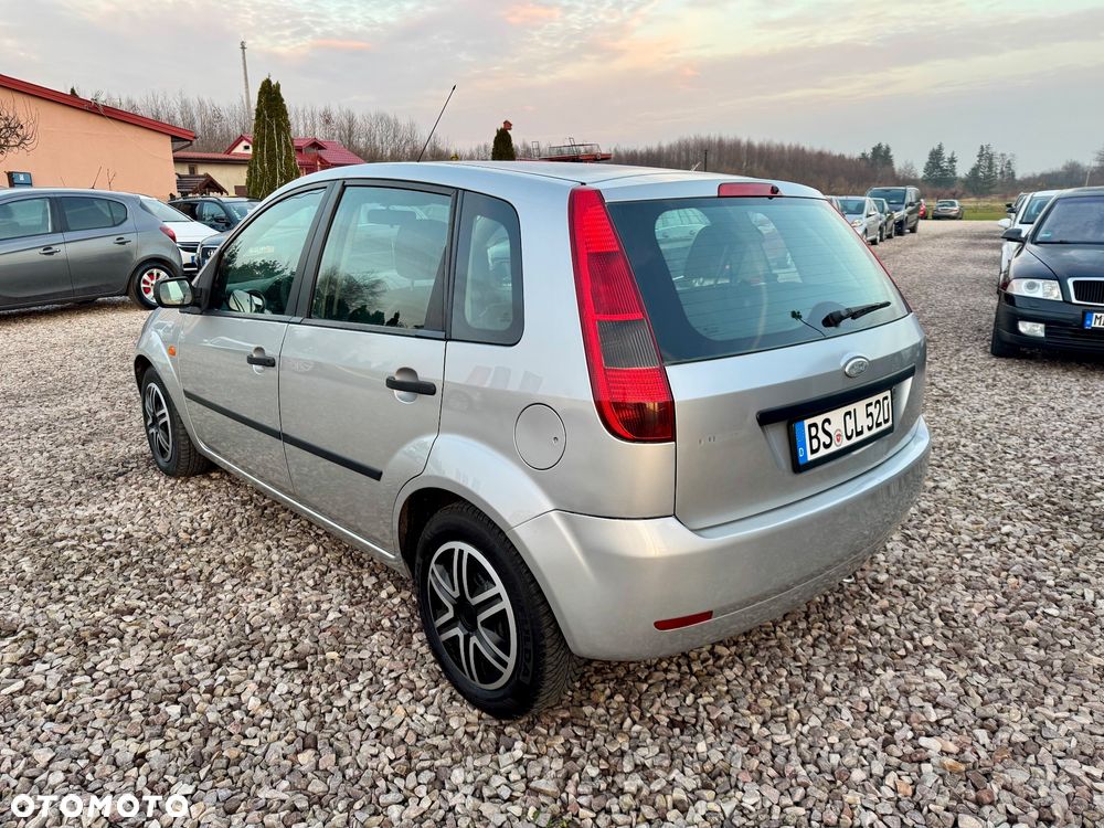 Ford Fiesta - 6
