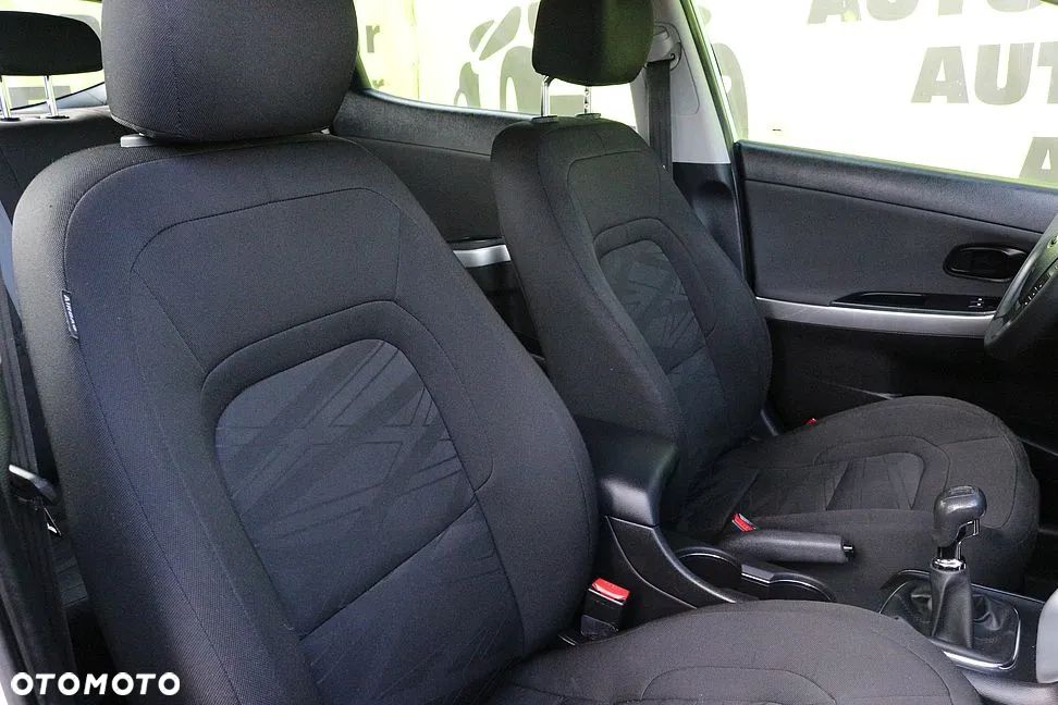 Kia Ceed Cee'd 1.4 L - 12
