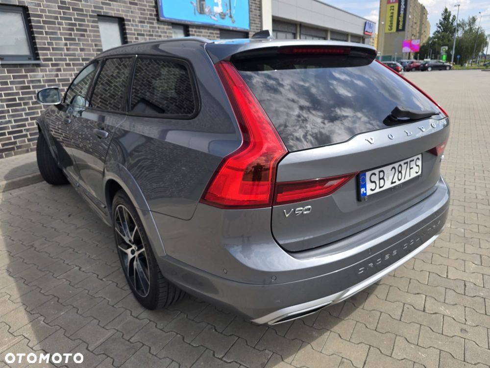 Volvo V90 Cross Country D4 AWD - 12