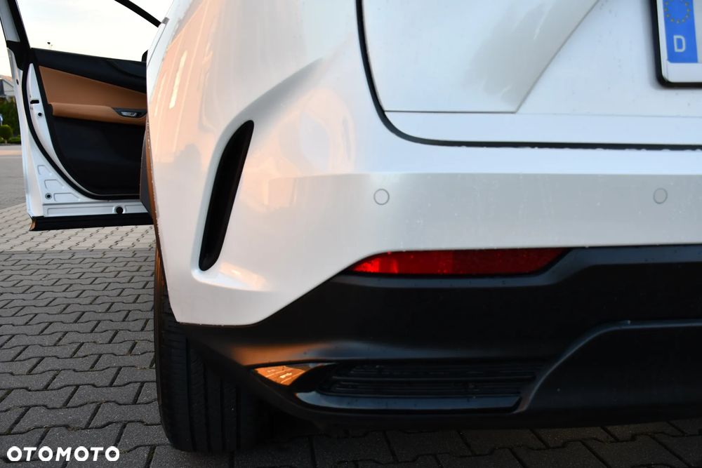 Lexus NX - 38