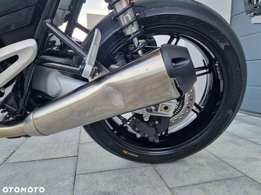 Triumph Speed Twin - 12