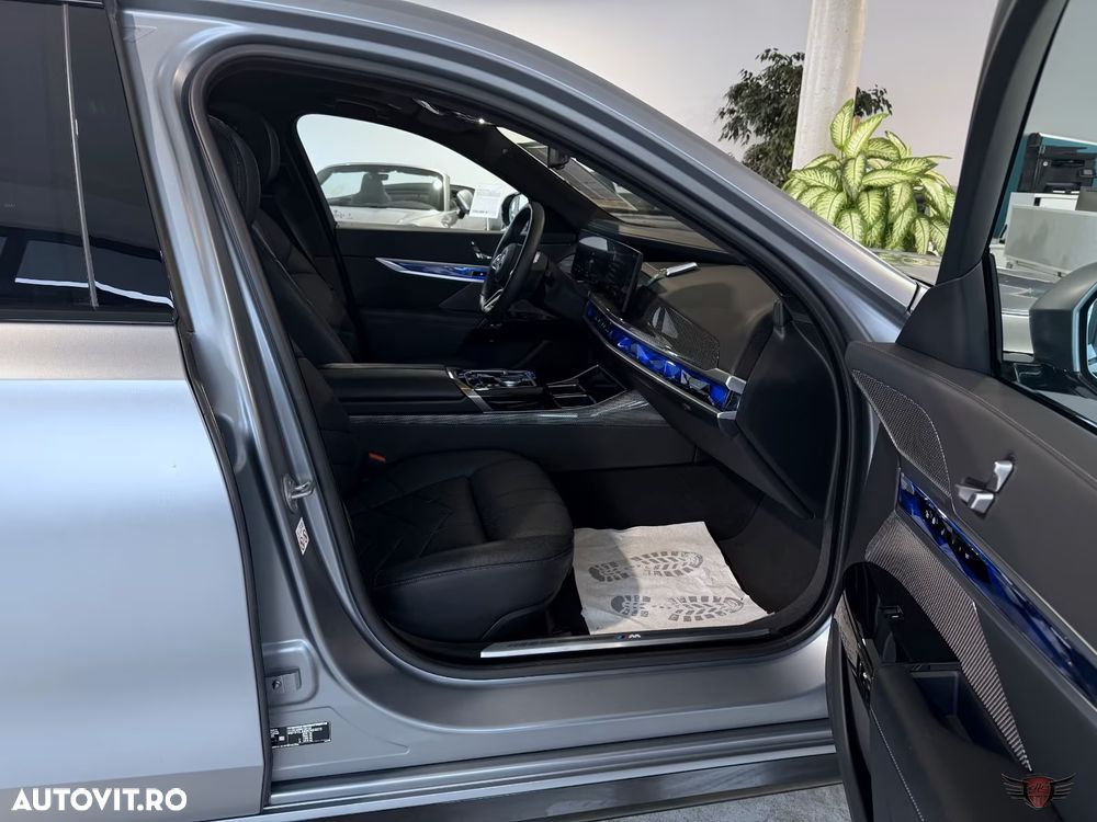 BMW i7 xDrive60 - 14