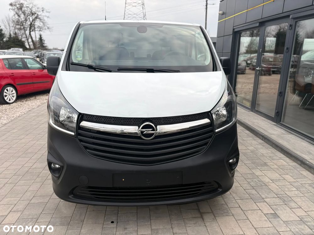 Opel Vivaro 1.6 Diesel Long Klimatyzacja Nawigacja Kamera - 2