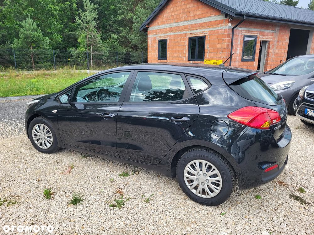 Kia Ceed 1.4 S - 23