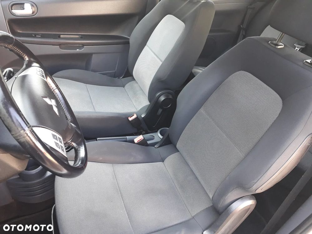 Mitsubishi Colt CZ3 1.3 Invite - 41