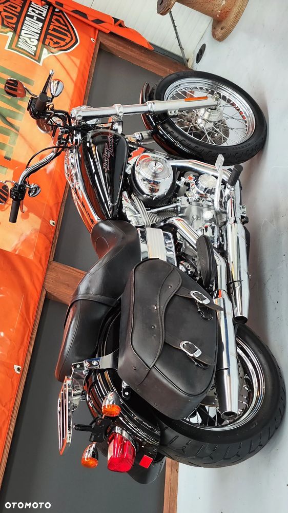 Harley-Davidson Dyna Super Glide - 9