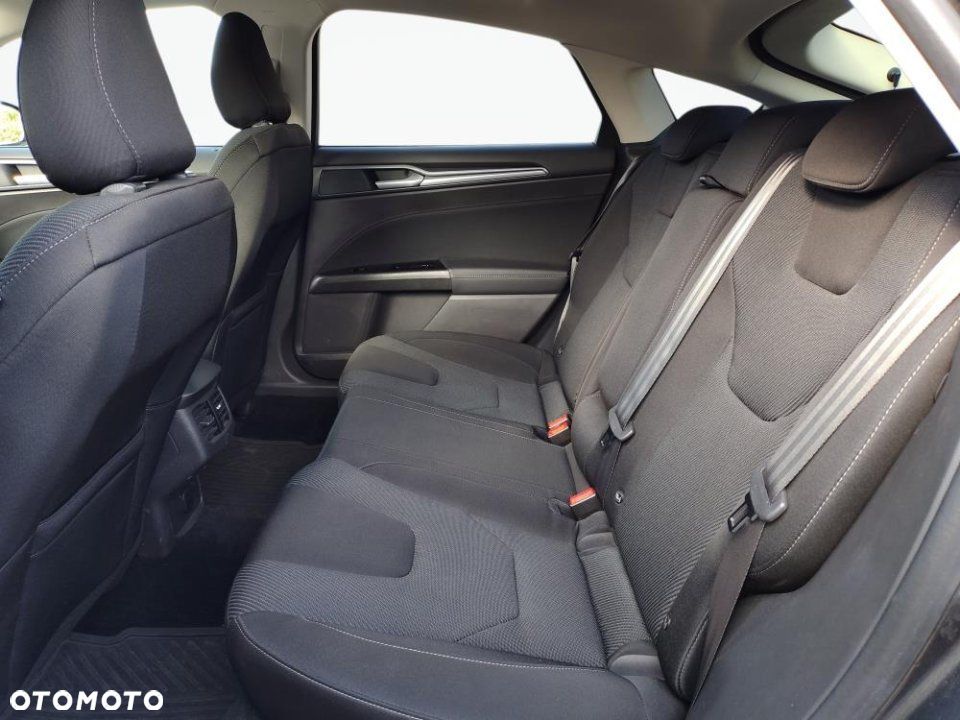 Ford Mondeo - 21