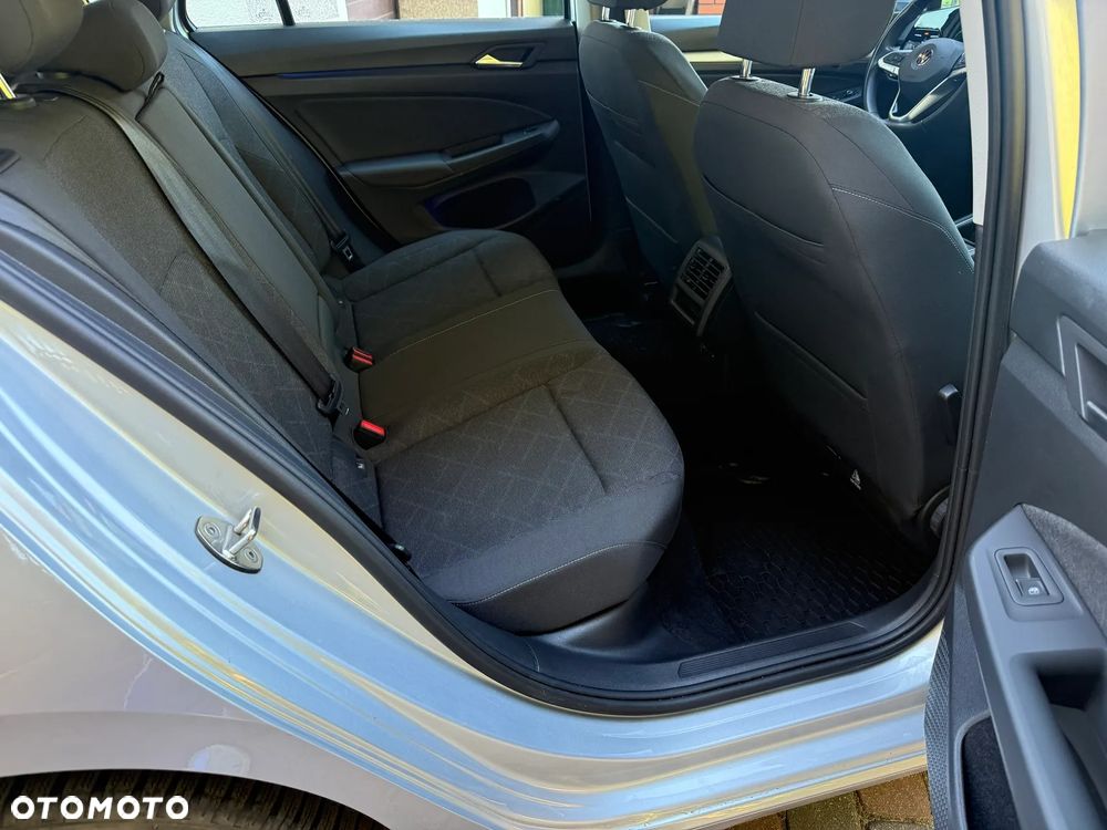 Volkswagen Golf 1.5 TSI EVO Style - 21