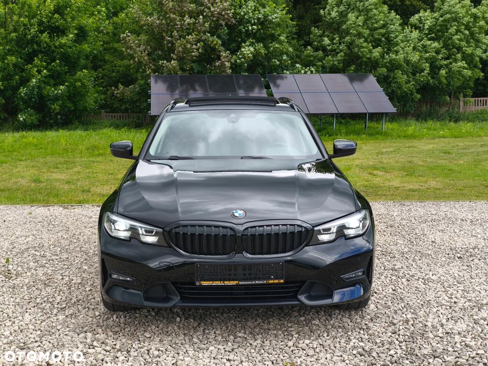BMW Seria 3 320d Edition M Sport Shadow - 11