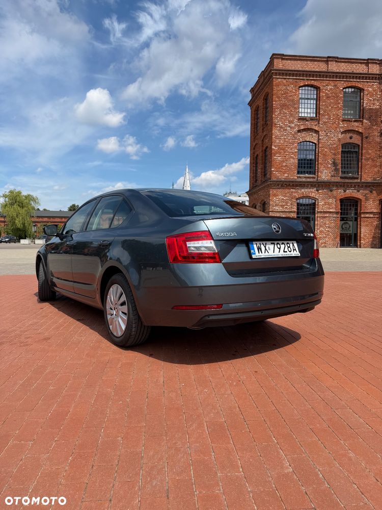 Skoda Octavia 1.5 TSI ACT Ambition - 4