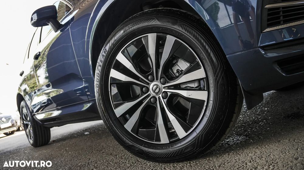 Volvo XC 60 T8 Twin Engine AWD Momentum - 31