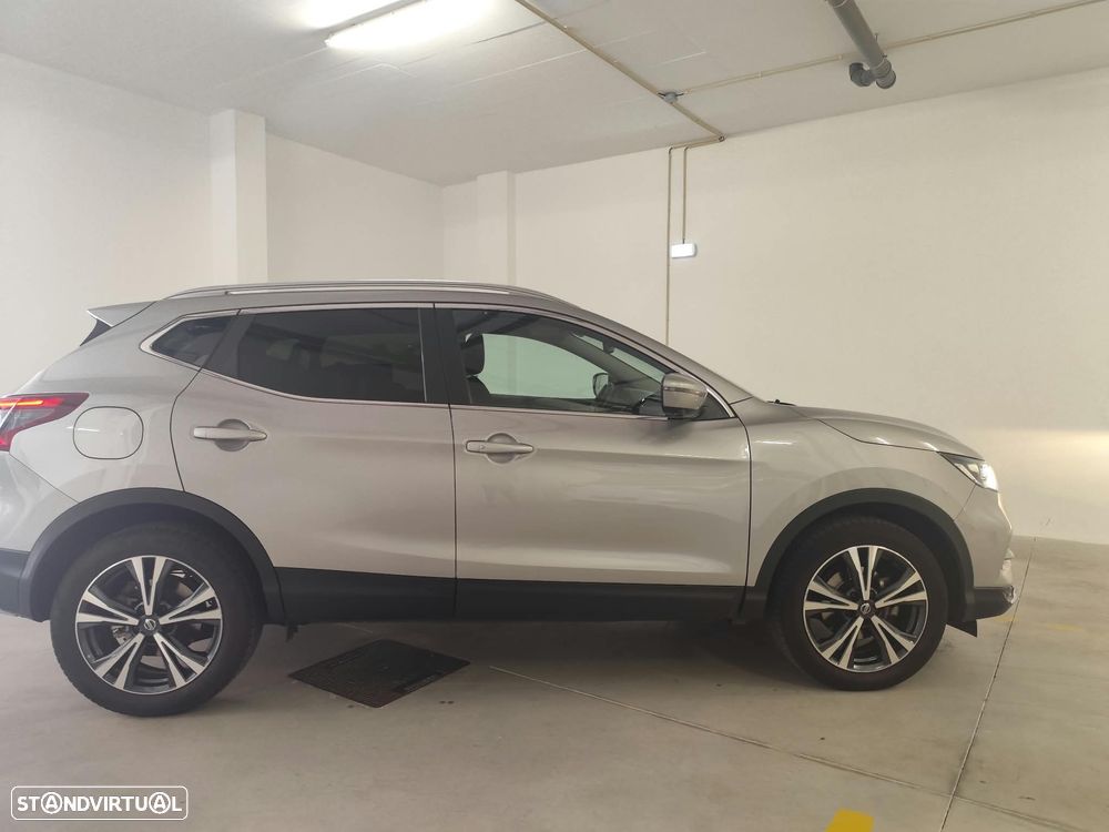 Nissan Qashqai 1.5 dCi N-Connecta J18+Led - 4