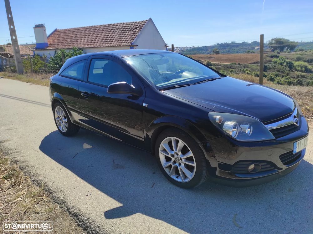 Opel Astra GTC 1.7 CDTi - 2