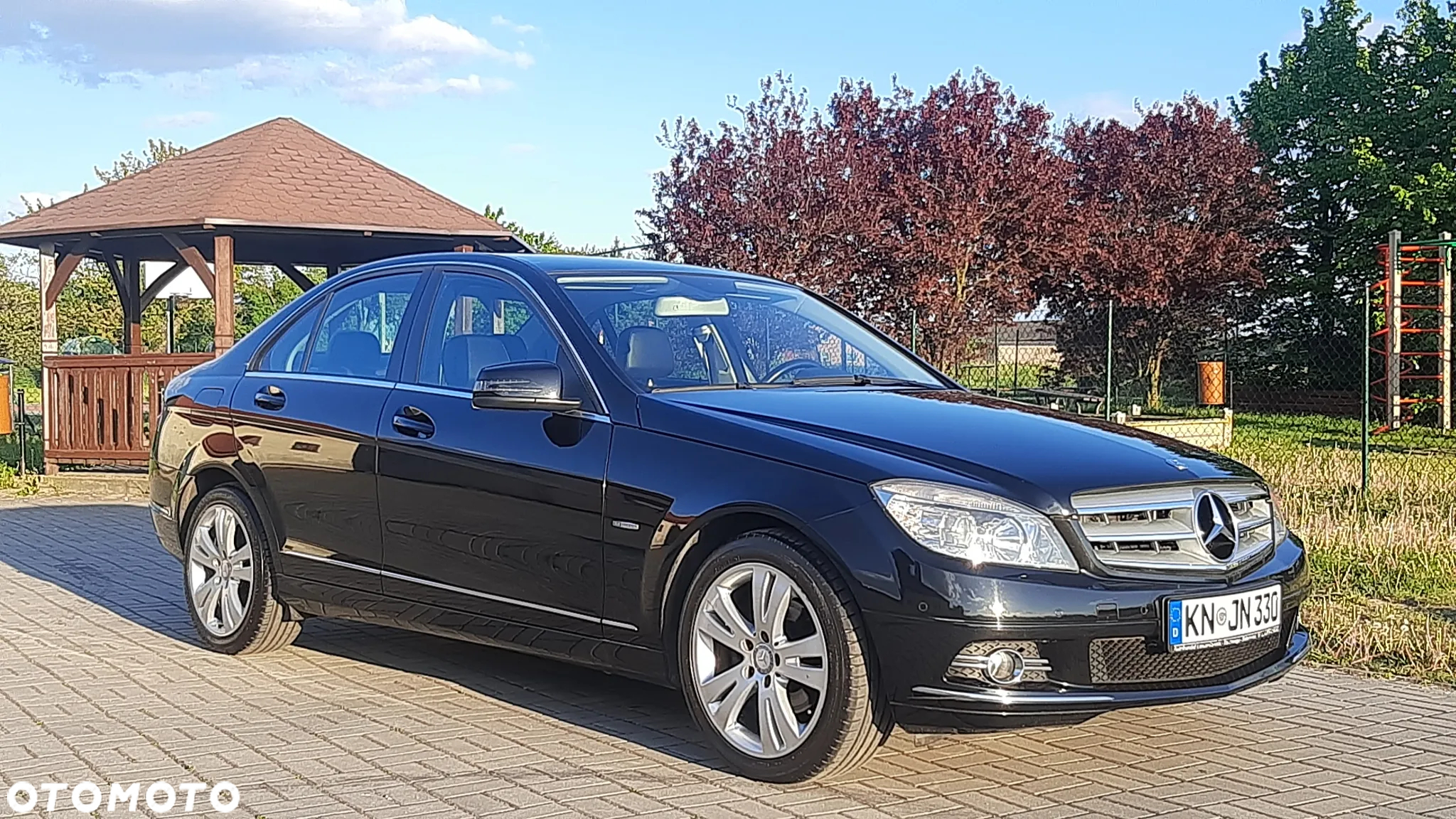 Mercedes-Benz Klasa C 180 CGI BlueEff Avantgarde - 10